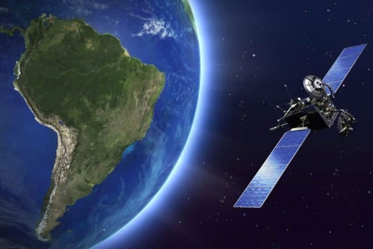 internet-satelite-768x512